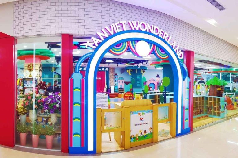 Wonderland Tân Việt