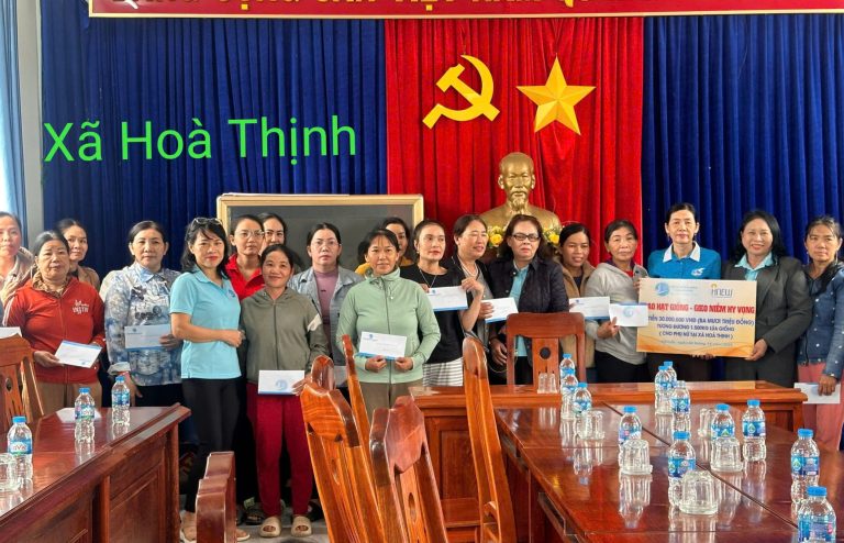 HNEW ỦNG HỘ BÀ CON NHÂN DÂN VÙNG LŨ TẠI ĐẮK LẮK (PHÚ YÊN CŨ)