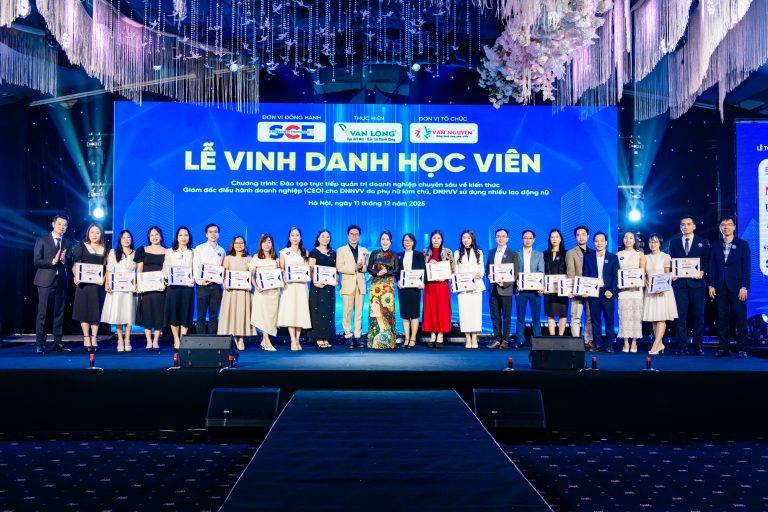 HNEW THAM DỰ LỄ TỔNG KẾT & VINH DANH KHÓA HỌC “GIÁM ĐỐC ĐIỀU HÀNH CHUYÊN SÂU DÀNH CHO DNNVV DO NỮ LÀM CHỦ, DNNVV SỬ DỤNG NHIỀU LAO ĐỘNG NỮ”