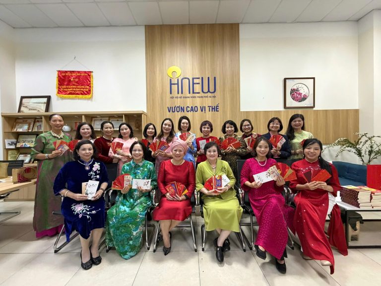 HNEW TỔ CHỨC CHƯƠNG TRÌNH KHAI XUÂN BÍNH NGỌ 2026